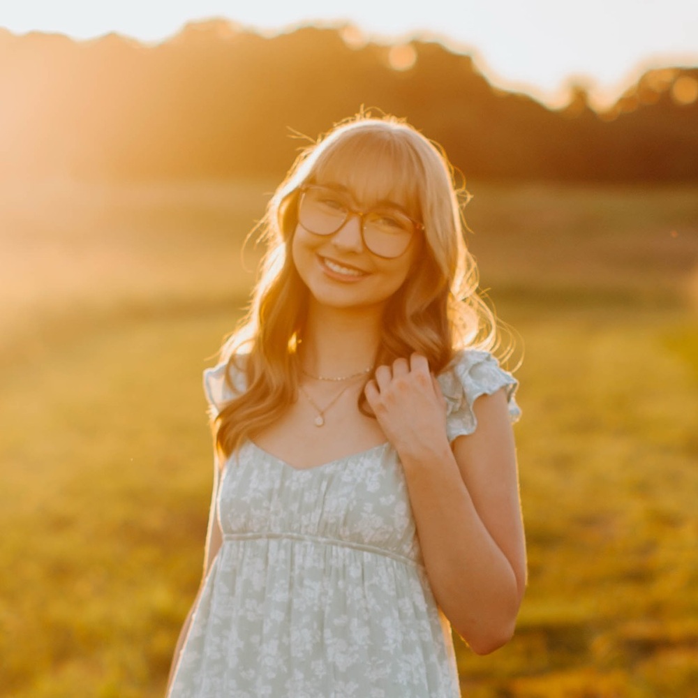 Meet your Posher, Abby